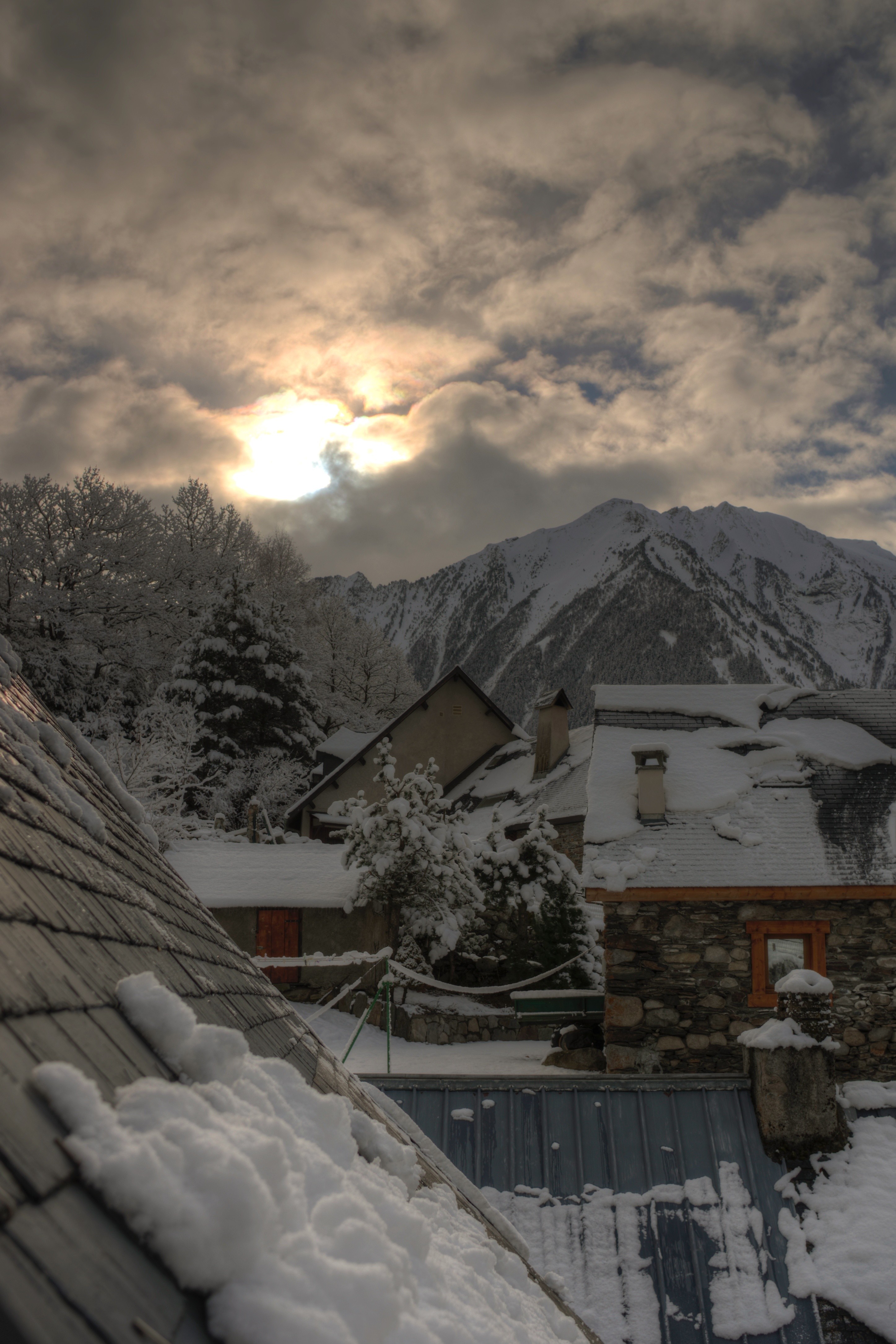 Lever de soleil sur Fabian enneigé